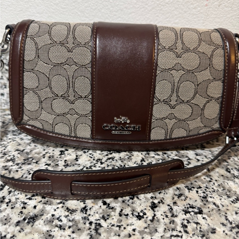 Coach Signature bag SOLD